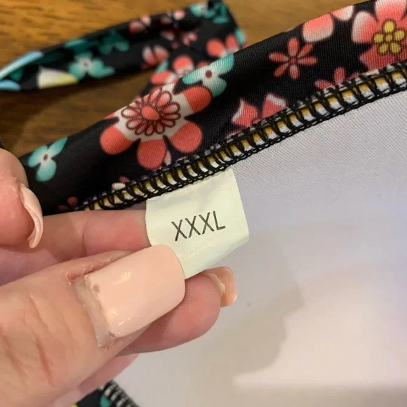 ☘️Floral bikini XXXL woman’s top only - Picture 3 of 3